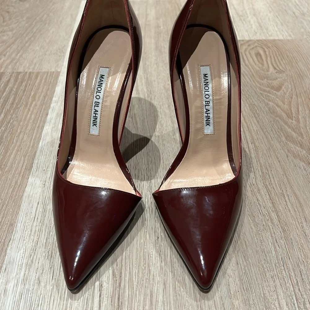 Thrice worn burgundy pair of MB’s. Serious offers only - Picture 6 of 9